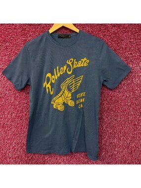 Junk Food Clothing Roller Skate Venice Beach Vintage Style Graphic Women's Tee S